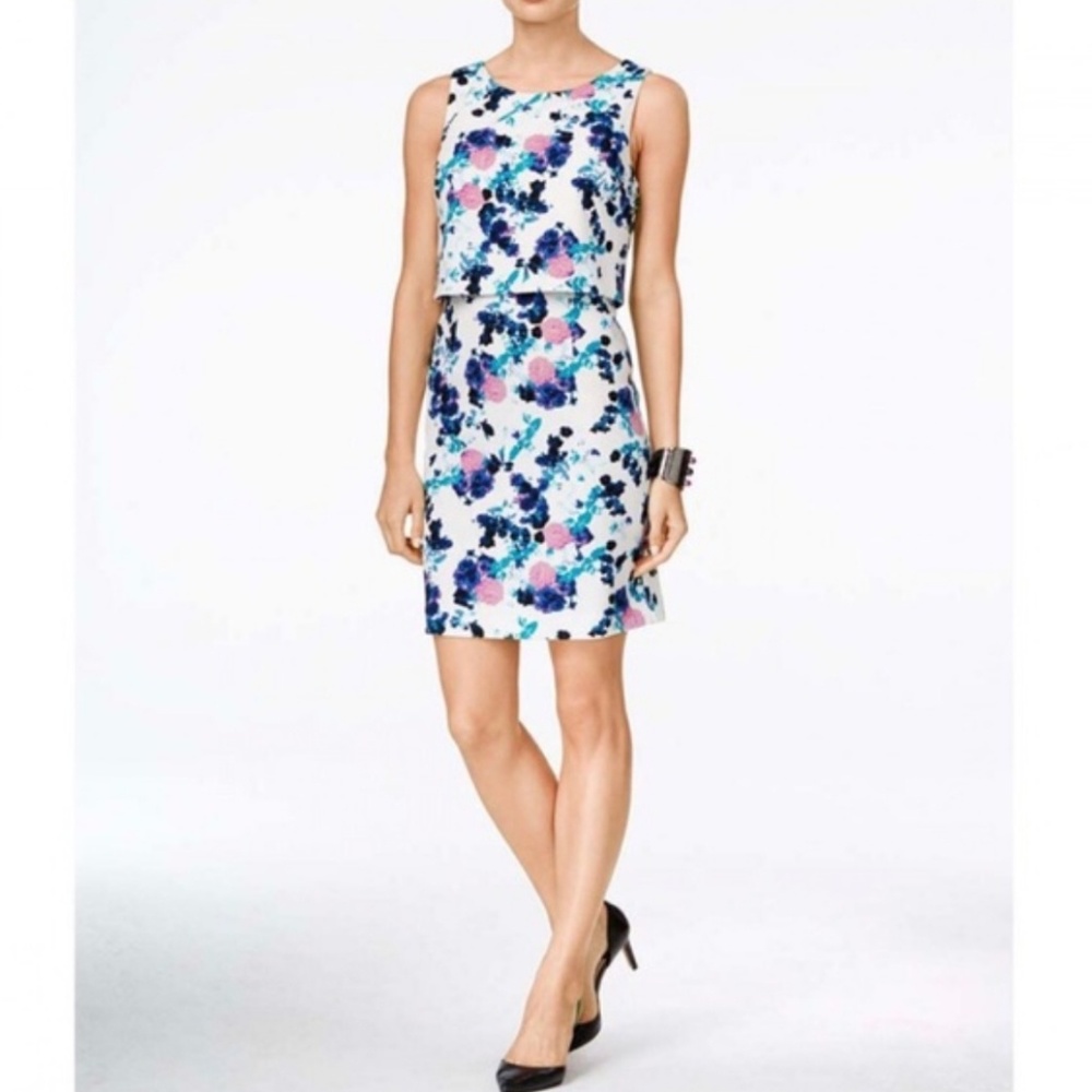 Ivanka Trump size 4 fitted dress